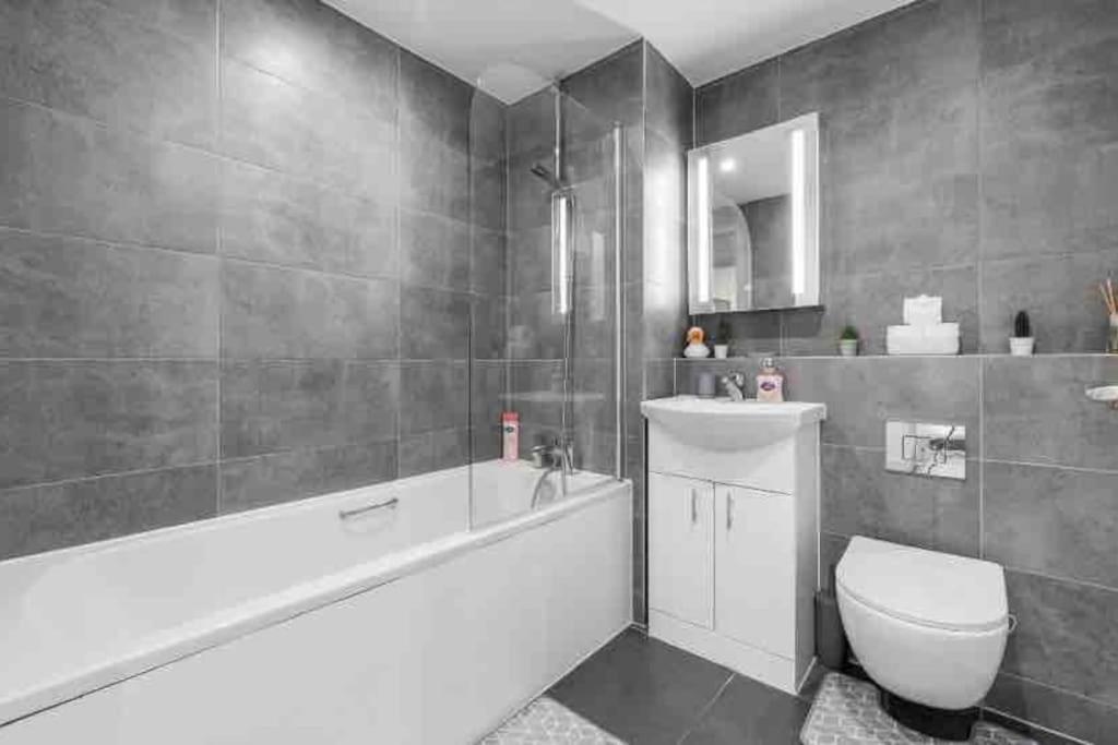Cozy Flat Near London Eye/ Victoria / Vauxhall 아파트 외부 사진